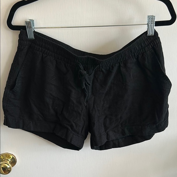 Women's Black Casual Shorts - Picture 1 of 4